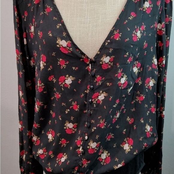 Super Cute Floral Bodysuit, Worn Only Once, in Excellent Condition - Picture 5 of 10